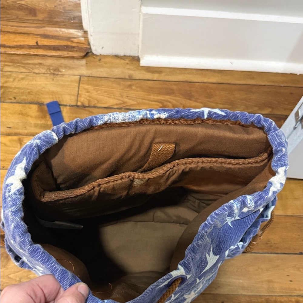 Blue Star Pattern Backpack - image 2